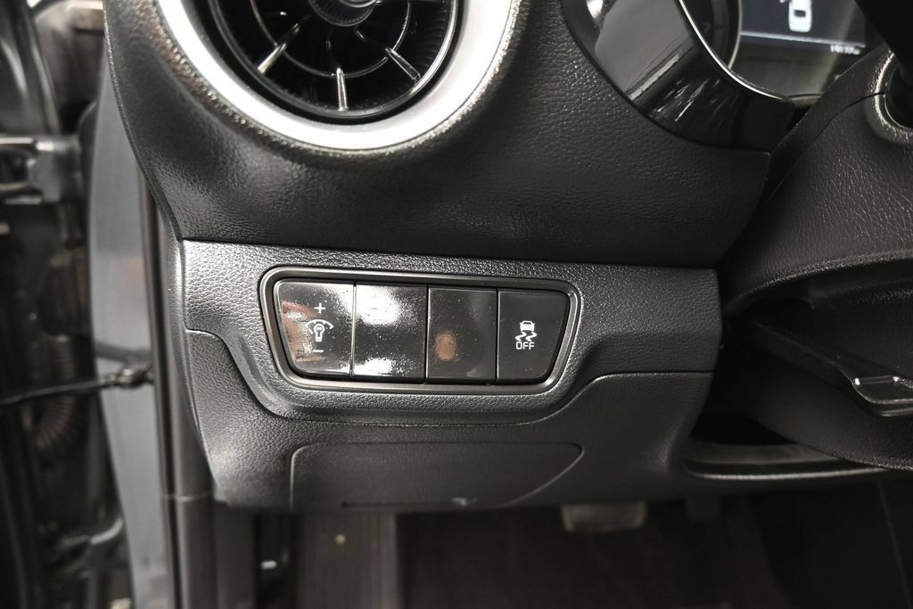 Used 2024 Kia Forte LXS FWD image 12