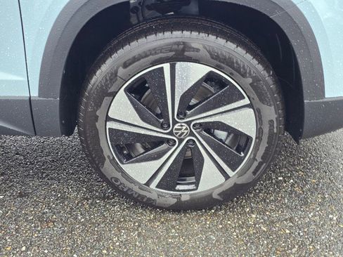 New 2026 Volkswagen Taos SE AWD/4WD image 9