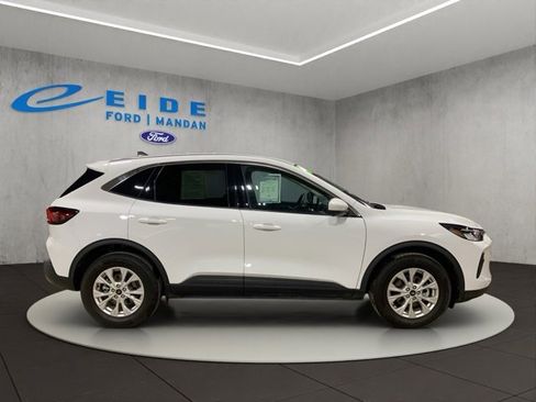 Used 2023 Ford Escape Active w/ Tech Pack #2 image 8