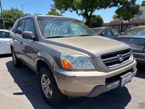 Used 2004 Honda Pilot EX image 3