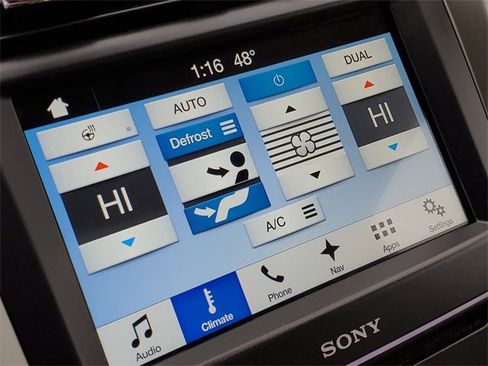 Used 2017 Ford Fusion Platinum image 21