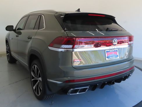 New 2026 Volkswagen Atlas Cross Sport SEL Premium R-Line AWD/4WD image 7