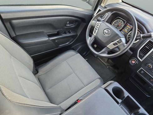 Used 2019 Nissan Titan S w/ S Utility Package image 13