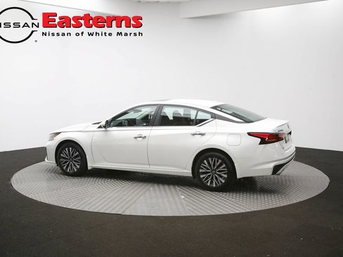 Used 2024 Nissan Altima 2.5 SV w/ SV Premium Package AWD/4WD image 61