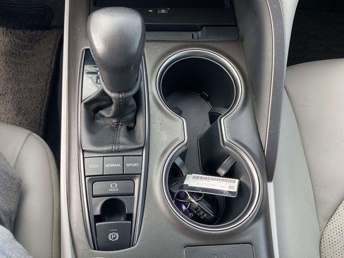 Used 2023 Toyota Camry XSE FWD image 24