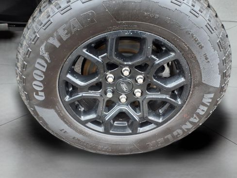 Used 2024 Ford F150 XLT w/ XLT Black Appearance Package image 10