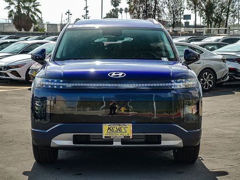 New 2026 Hyundai Ioniq 9 SE image 2