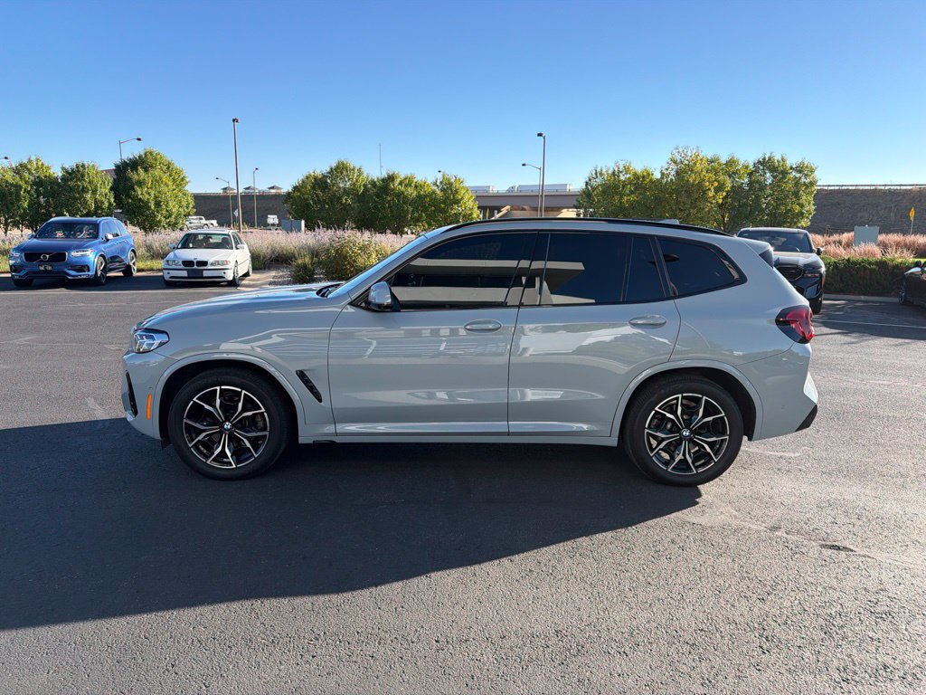 Used 2023 BMW X3 xDrive30i w/ M Sport Package AWD/4WD image 2
