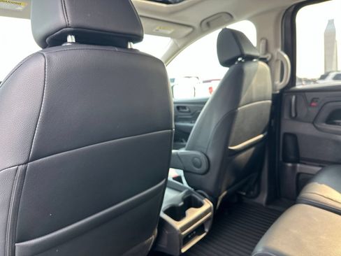 Used 2025 Honda Odyssey EX-L image 23