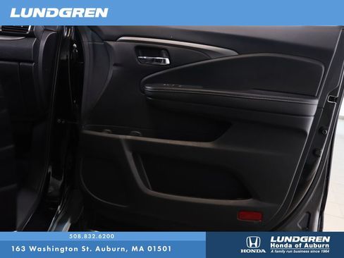 Used 2023 Honda Ridgeline RTL image 17