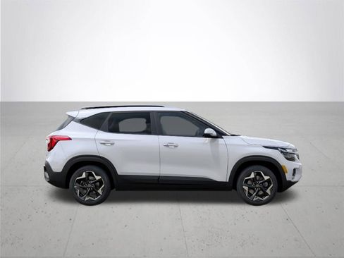 New 2026 Kia Seltos S image 7