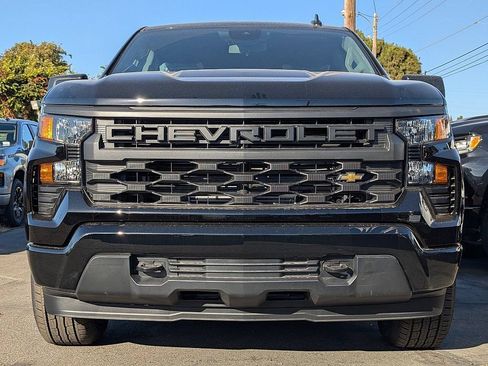 New 2026 Chevrolet Silverado 1500 Custom RWD image 4