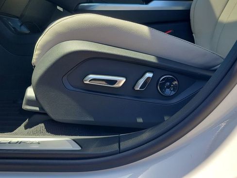 New 2026 Acura RDX SH-AWD image 16
