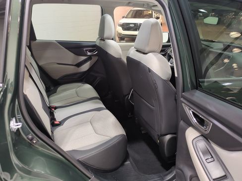 Certified 2023 Subaru Forester Premium AWD/4WD image 11