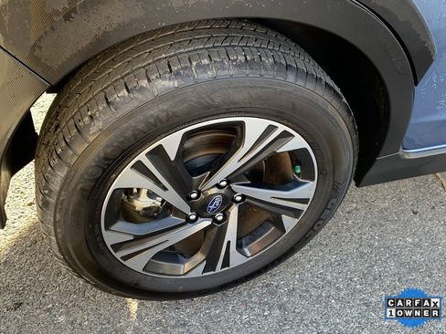 Used 2024 Subaru Crosstrek 2.0i Premium image 10