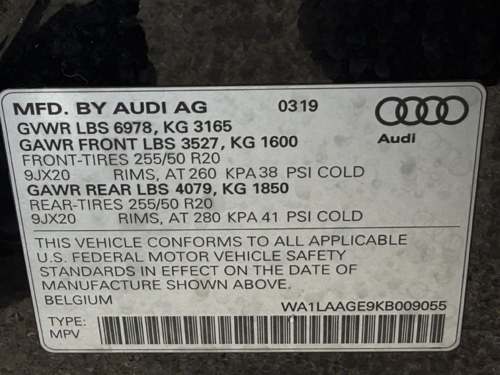 Used 2019 Audi e-tron Premium Plus AWD/4WD image 27