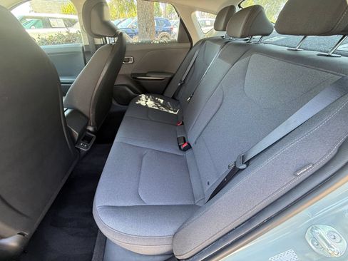 Used 2025 Kia K4 FWD image 23