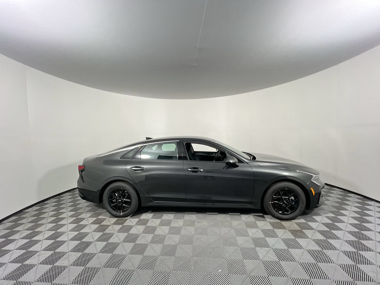 New 2026 Kia K5 LXS FWD image 2