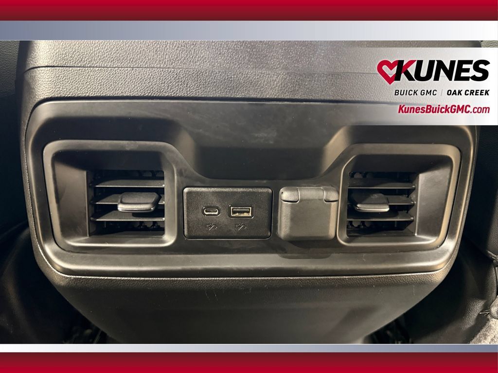 Used 2020 Chevrolet Silverado 1500 RST AWD/4WD image 36