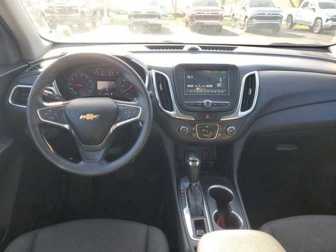 Used 2018 Chevrolet Equinox LT FWD image 21