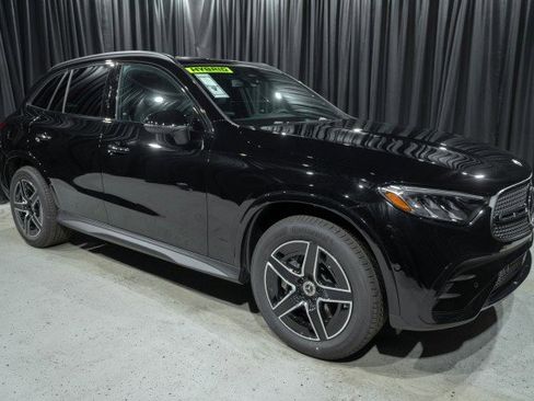 Certified 2026 Mercedes-Benz GLC 350e 4MATIC image 4