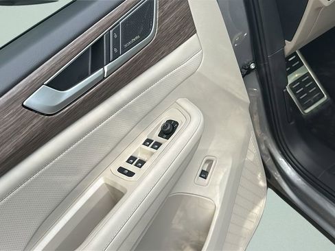 New 2026 Volkswagen Atlas SEL Premium R-Line AWD/4WD image 10