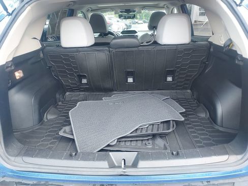 Used 2019 Subaru Crosstrek 2.0i Limited w/ Moonroof Package w/Navigation AWD/4WD image 34