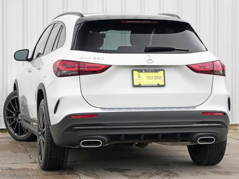 Used 2022 Mercedes-Benz GLA 250 GLA 250 w/ Premium, AMG Line & image 5