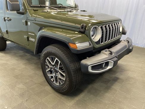 Certified 2024 Jeep Wrangler Sahara image 43