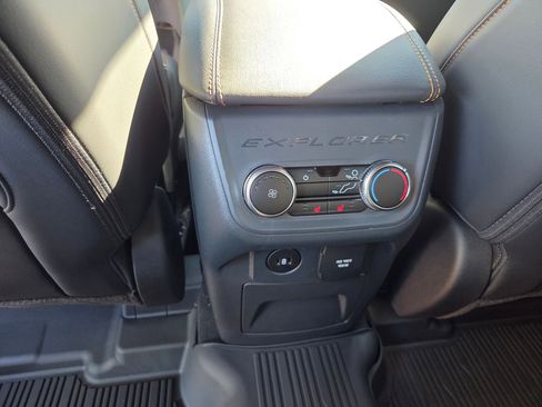 New 2026 Ford Explorer Tremor w/ Tremor Convenience Package image 16