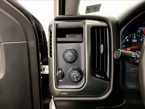 Used 2018 Chevrolet Silverado 1500 LT w/ All Star Edition AWD/4WD image 16