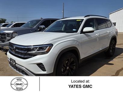 Used 2023 Volkswagen Atlas SE w/ Black Wheel Package