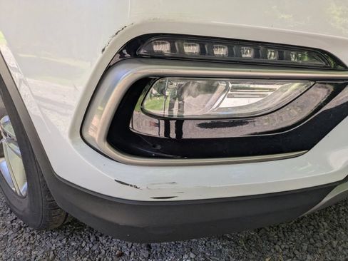 Used 2017 Hyundai Santa Fe Sport AWD/4WD image 10