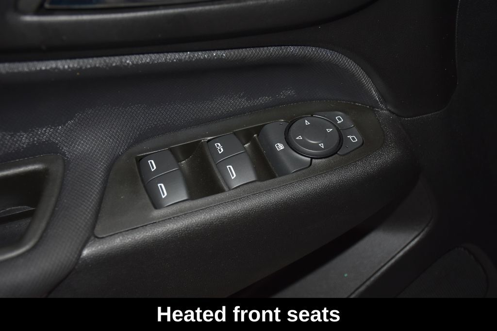 Used 2022 Chevrolet Equinox RS FWD image 26