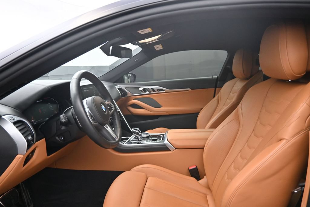 Used 2022 BMW M850i xDrive Coupe w/ Driving Assistance Package AWD/4WD image 12