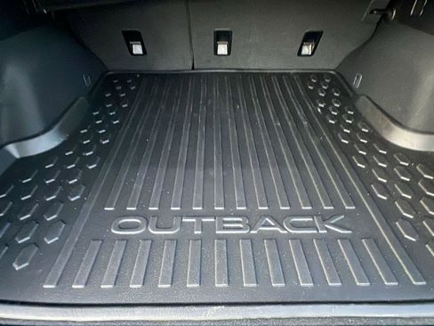 Used 2025 Subaru Outback Premium w/ Popular Package #1A image 16