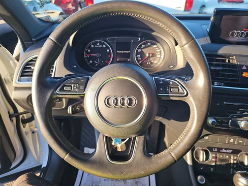 Used 2016 Audi Q3 2.0T Prestige w/ Prestige Package AWD/4WD image 5