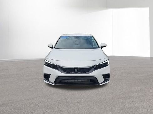 Used 2024 Honda Civic EX-L image 3