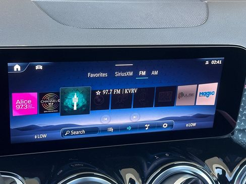 Certified 2024 Mercedes-Benz GLB 250 image 18