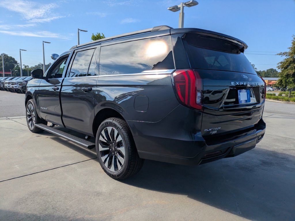 New 2027 Ford Expedition Max Platinum w/ Driver's Package RWD image 6