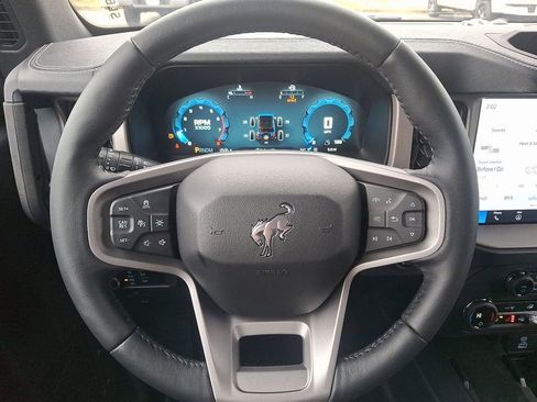 New 2025 Ford Bronco Outer Banks image 10