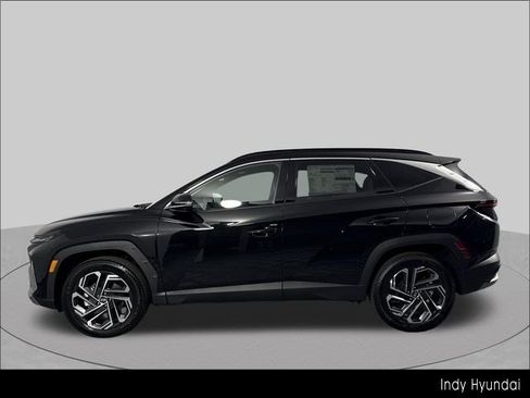 Certified 2026 Hyundai Tucson Limited AWD/4WD image 17