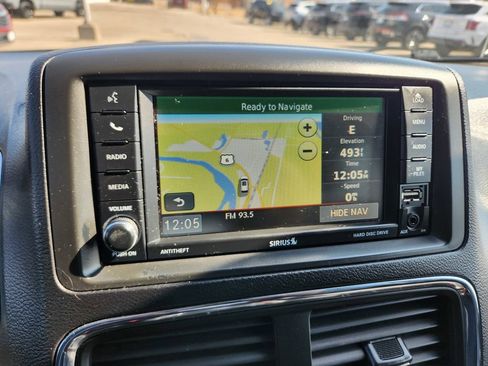 Used 2017 Dodge Grand Caravan GT image 9