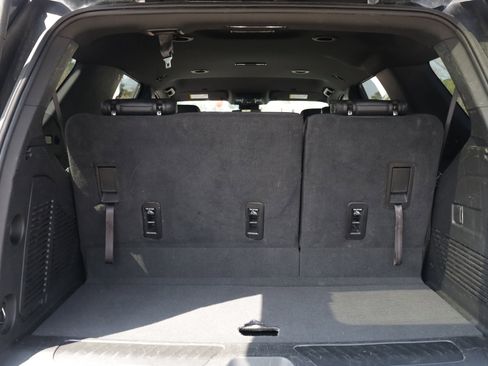 Used 2024 Chevrolet Tahoe LT image 14