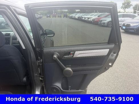 Used 2011 Honda CR-V SE image 16