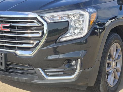 Used 2023 GMC Terrain SLT AWD/4WD image 30