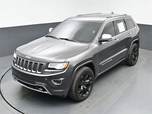 Used 2014 Jeep Grand Cherokee Overland w/ Advanced Technology Group image 42