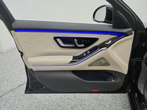 Certified 2023 Mercedes-Benz S 580 4MATIC Sedan image 11