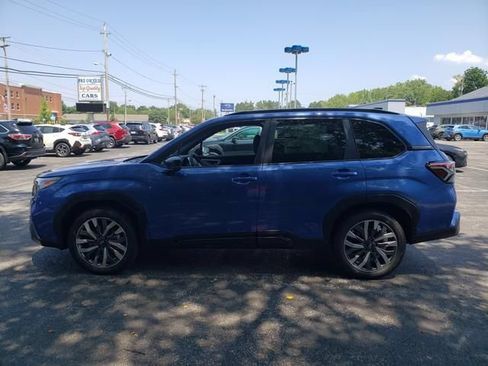 New 2026 Subaru Forester Touring AWD/4WD image 7