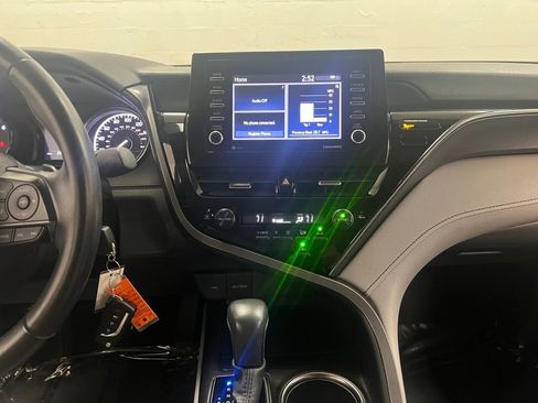 Used 2024 Toyota Camry SE FWD image 20